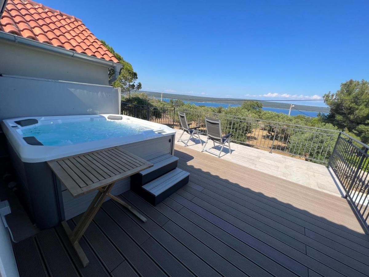 Podgora Experience Suite With Jacuzzi Nerezine Exterior photo